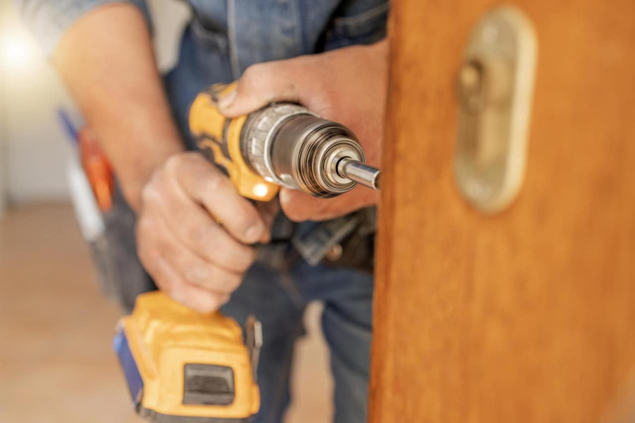Cerrajeros Torrevieja 24h | Atención Rápida desde 45€